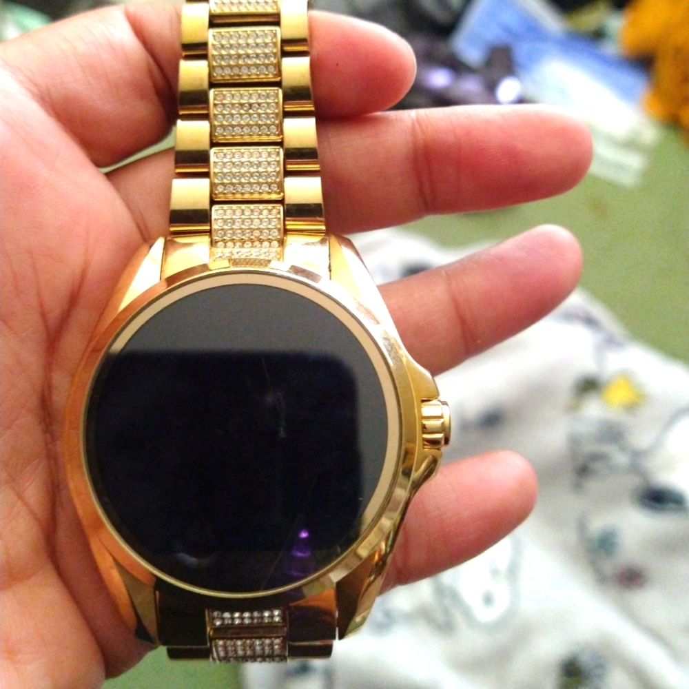 MK Bradshaw smartwatch fully works